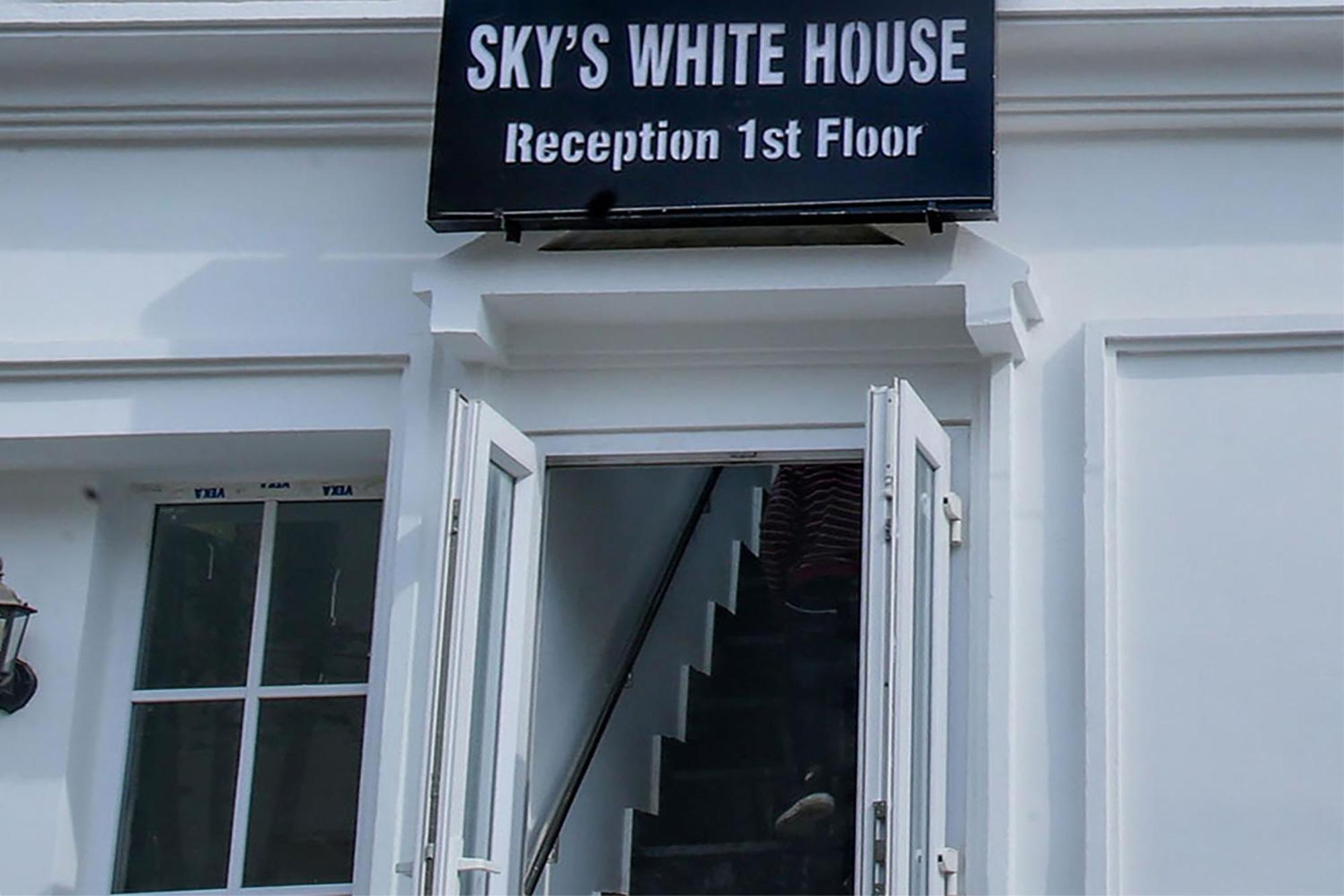 Hotel O Sky White House Ludhiana Exterior photo
